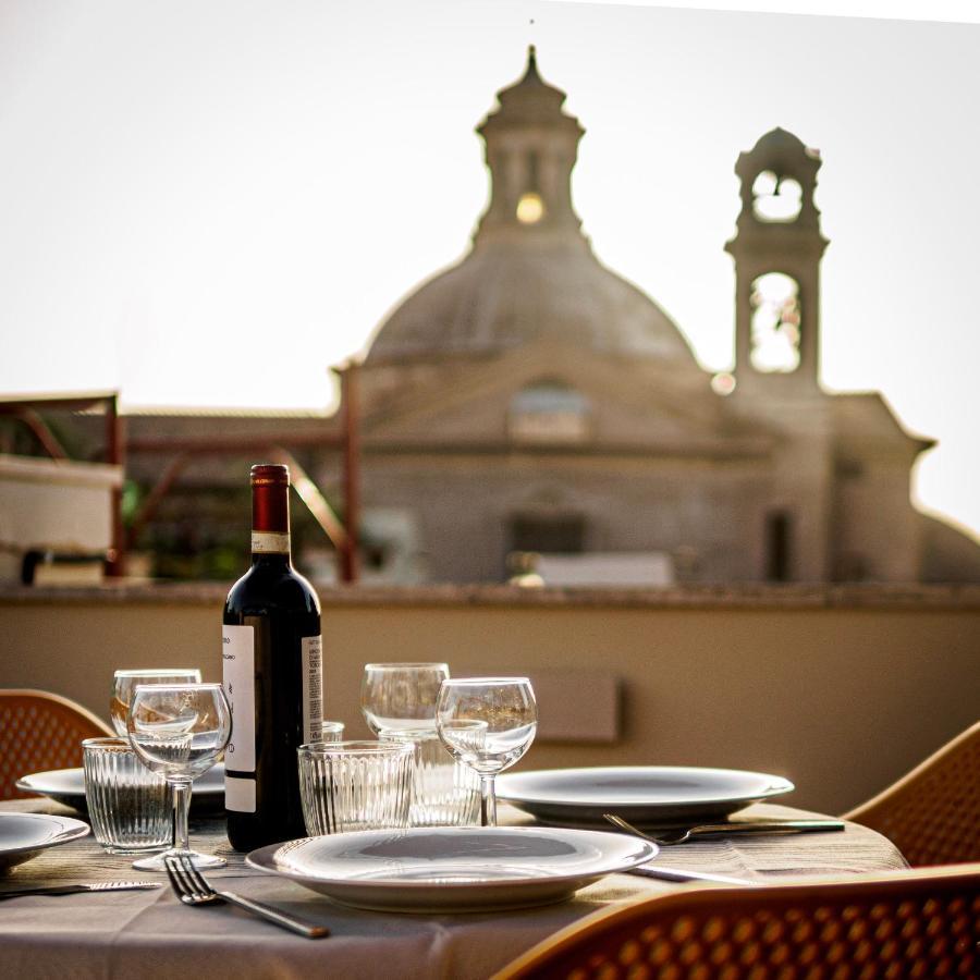Raffaello Terrace - Near Piazza Navona Appartement Rome Buitenkant foto